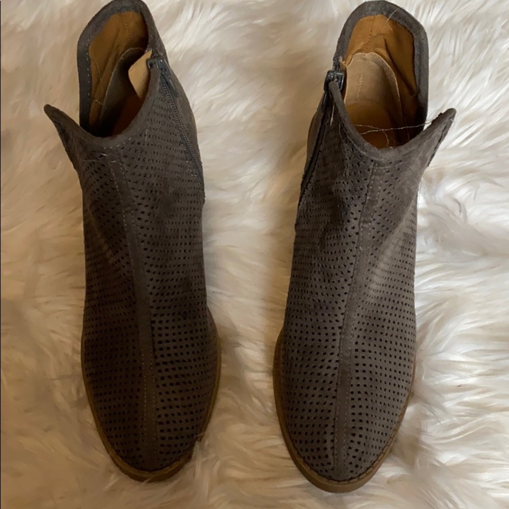 Booties! - Picture 2 of 3